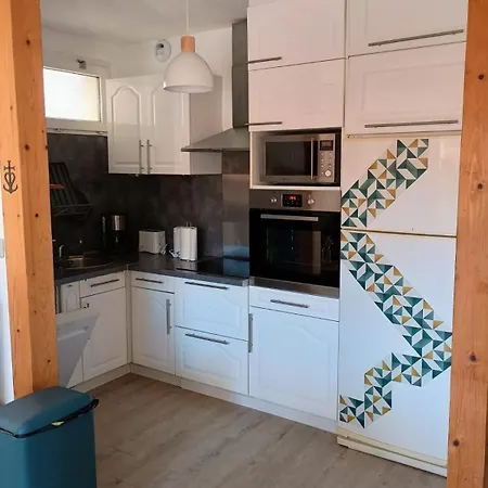 Duplex Proche Et Centre 아파트 팔라바 레 플로